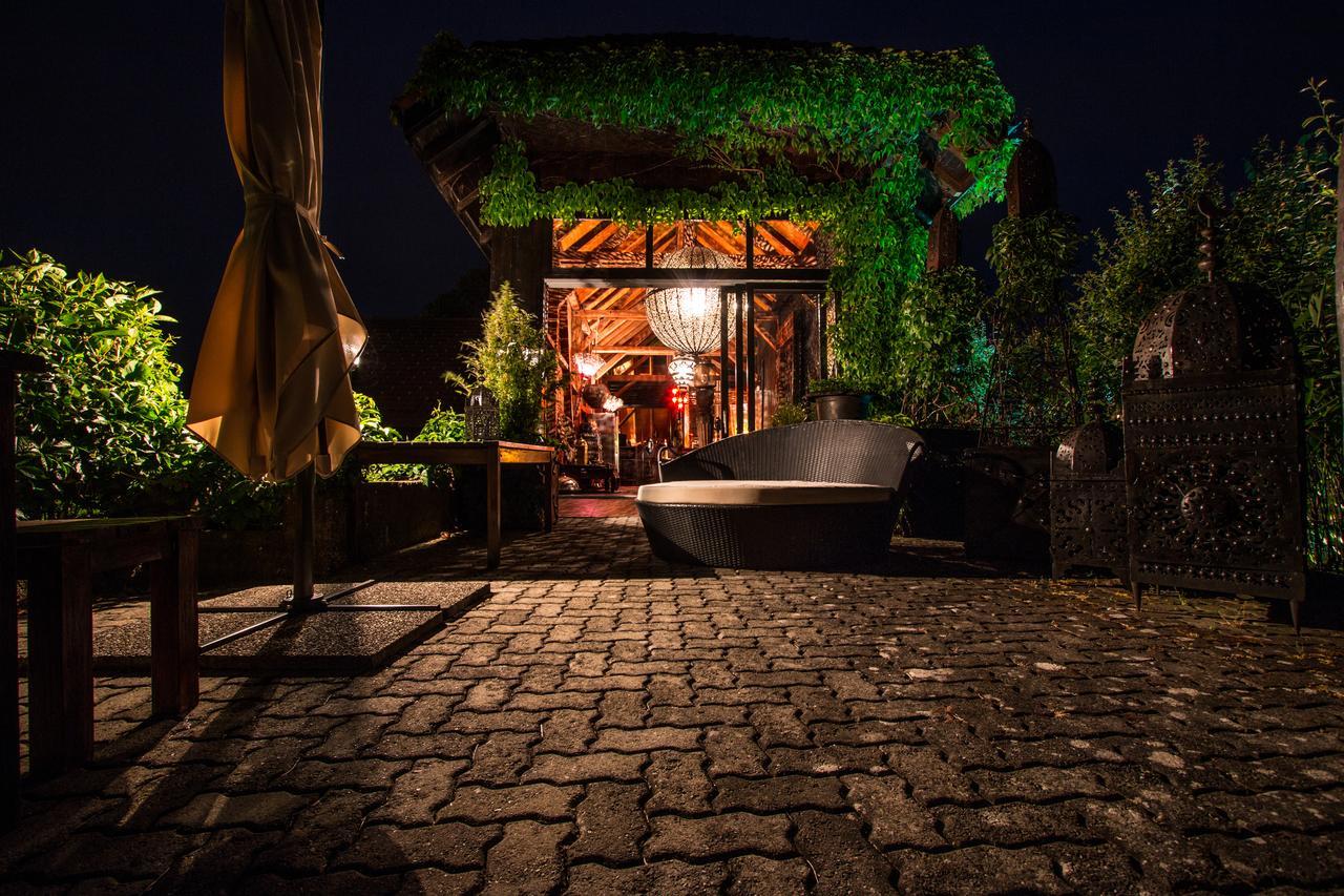 Bijou Hotel / Love And Romance Kallnach Szoba fotó