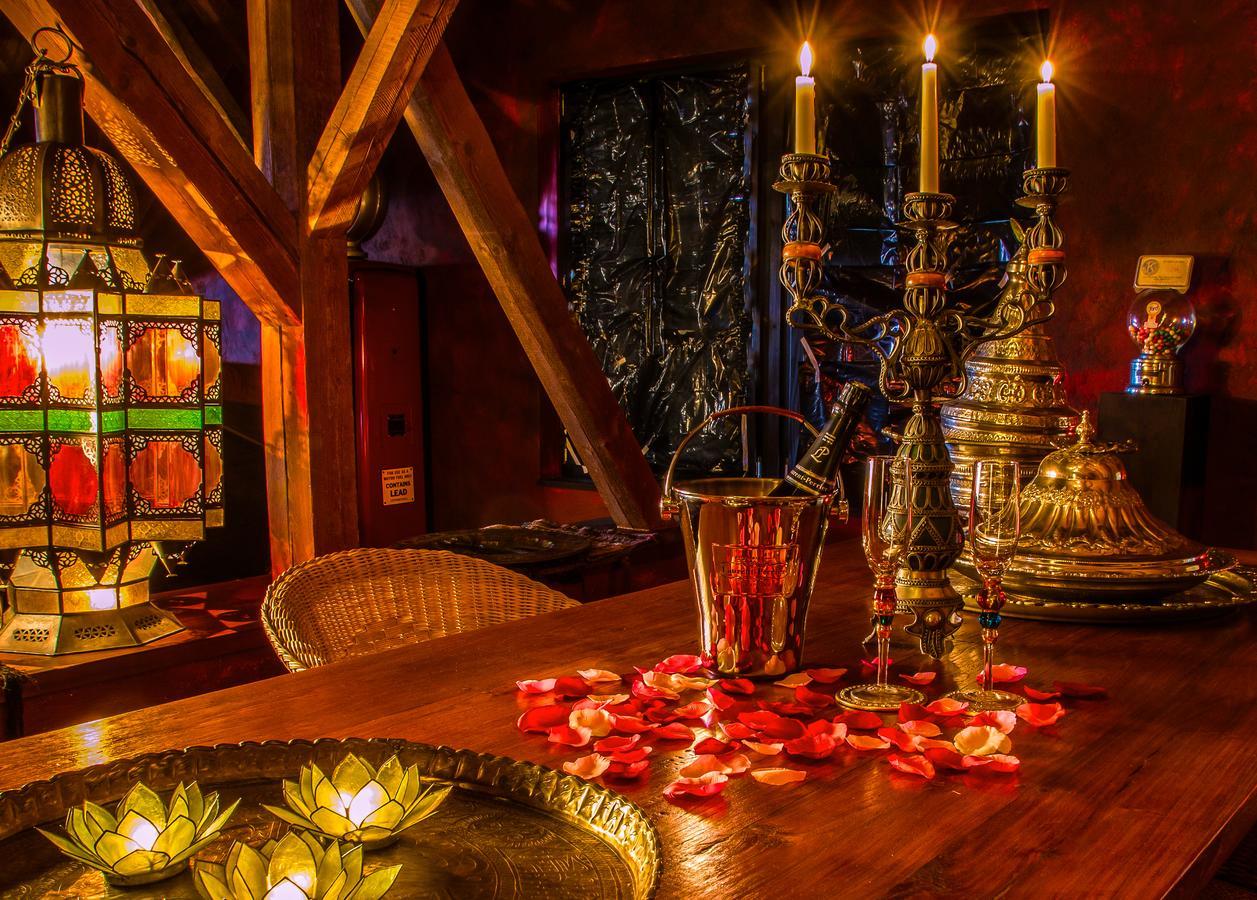 Bijou Hotel / Love And Romance Kallnach Szoba fotó
