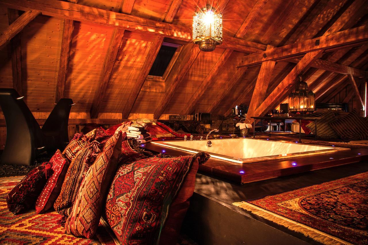 Bijou Hotel / Love And Romance Kallnach Szoba fotó